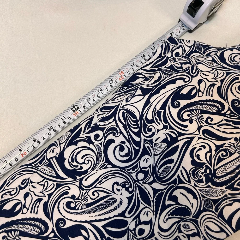 Talbots Perfect Crop Navy & White Paisley Print Stretch Pants Women’s 14 Petite - Picture 11 of 11